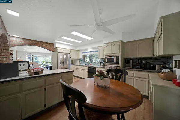 $649,900 | 1324 Alves Road, Weed, CA 96094