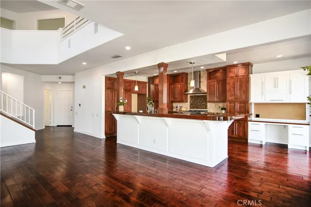 $2,350,000 | 347 Empire Landing, Long Beach, CA 90803