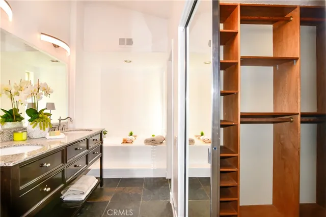 $2,350,000 | 347 Empire Landing, Long Beach, CA 90803