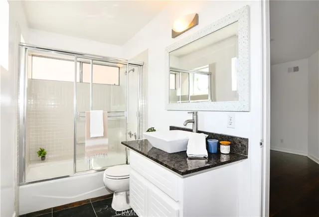 $2,350,000 | 347 Empire Landing, Long Beach, CA 90803