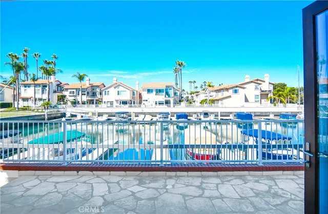 $2,350,000 | 347 Empire Landing, Long Beach, CA 90803