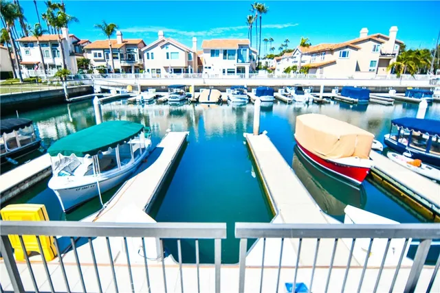 $2,350,000 | 347 Empire Landing, Long Beach, CA 90803