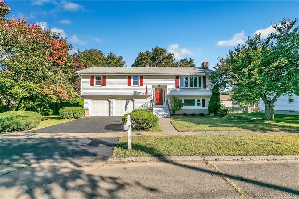 60 Long Bow Road Stratford, CT 06614 - Photo 1 of 1 Gallery Image 1