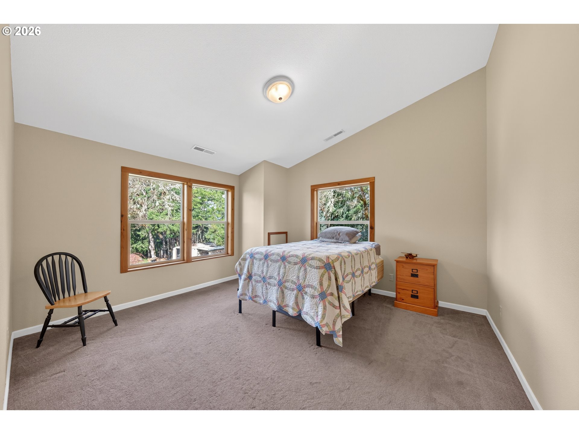 1020 Spooner Ridge Lane Oakland, OR 97462 - Photo 17 of 44 Bedroom