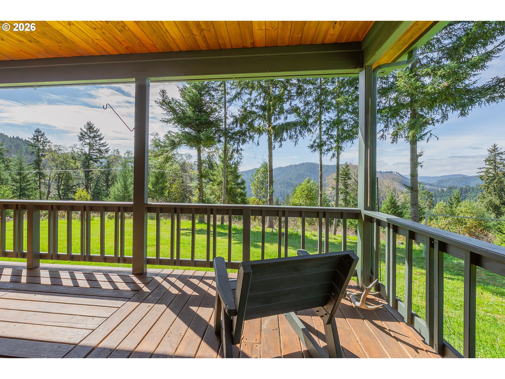 1020 Spooner Ridge Lane Oakland, OR 97462 - Photo 27 of 44 Covered Porch