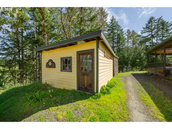 $649,900 | 1020 Spooner Ridge Lane, Oakland, OR 97462