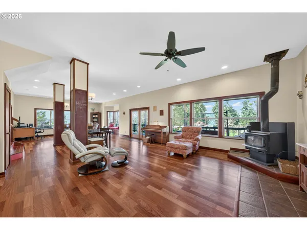 $649,900 | 1020 Spooner Ridge Lane, Oakland, OR 97462