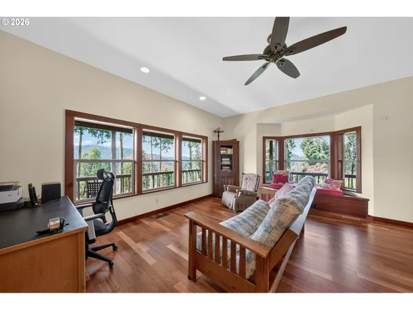 $649,900 | 1020 Spooner Ridge Lane, Oakland, OR 97462