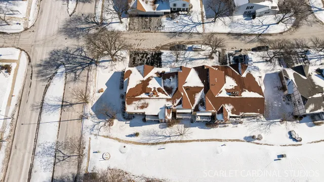 $240,000 | 2057 Lancaster Circle, Unit 101C, Naperville, IL 60565