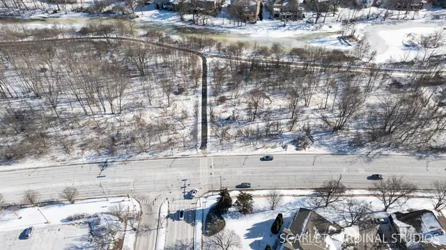 $240,000 | 2057 Lancaster Circle, Unit 101C, Naperville, IL 60565