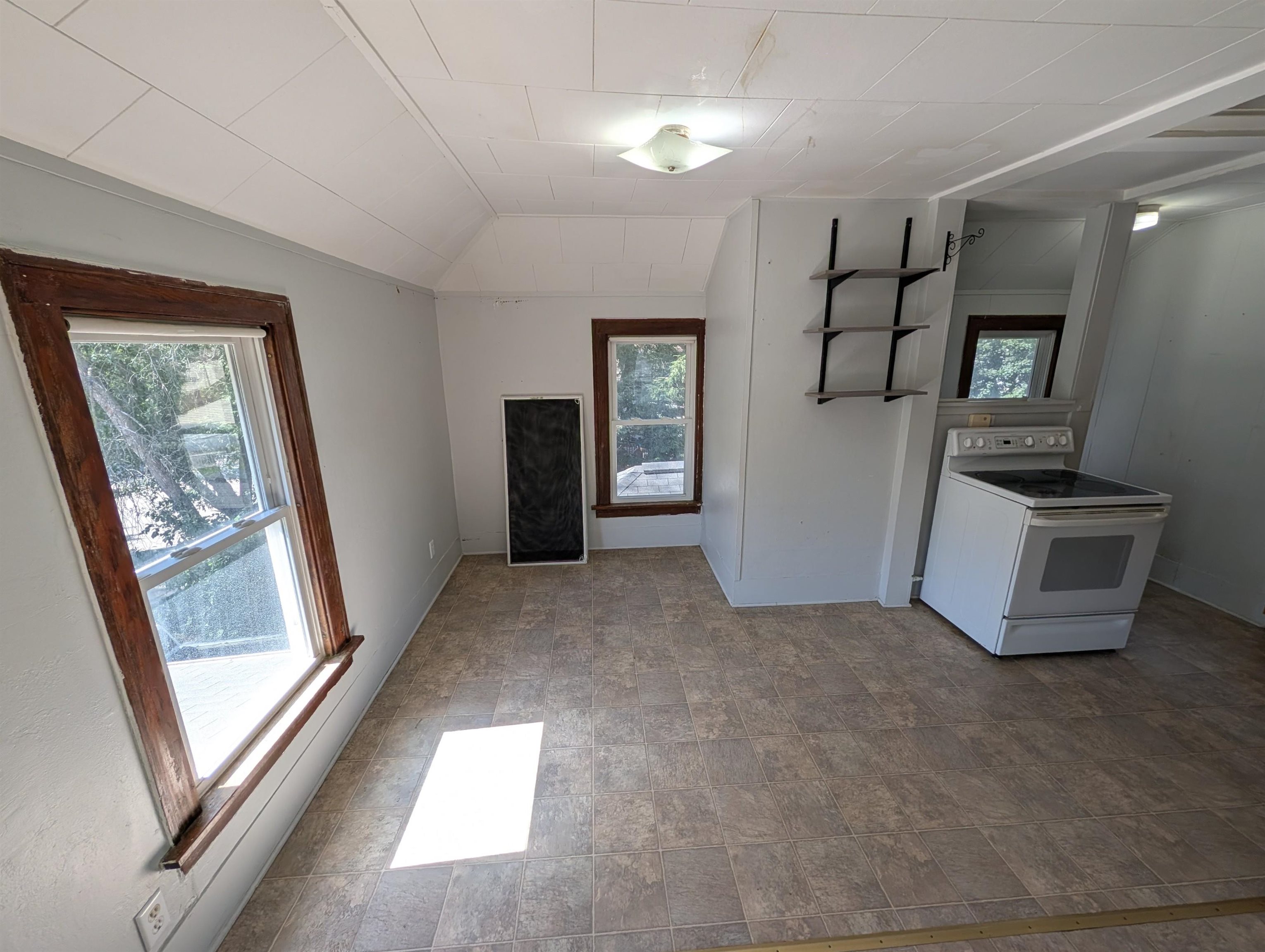 615 Division Street Reedsburg, WI 53959 - Photo 19 of 23 Gallery Image 19