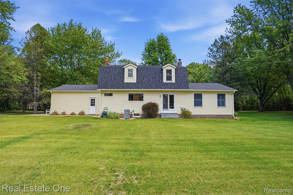 1765 Rowe Road Milford, MI 48380 - Photo 43 of 61
