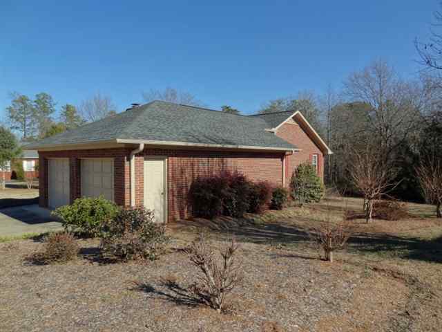 108 Club Ridge Drive, Unit CLUB RIDGE) Pickens, SC 29671 - Photo 11 of 17