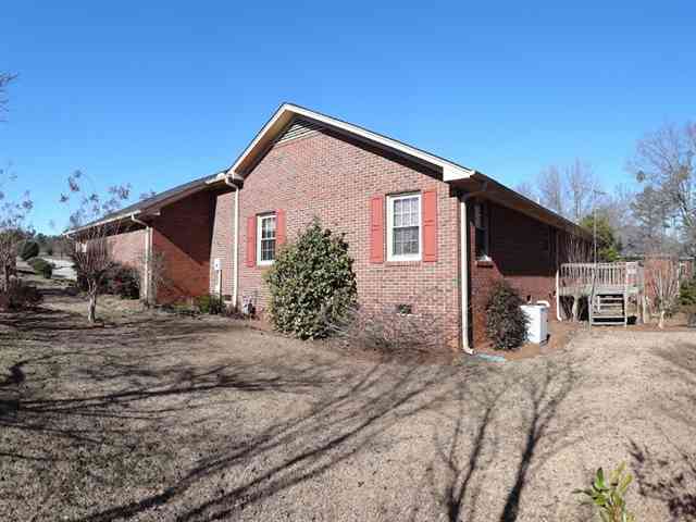 108 Club Ridge Drive, Unit CLUB RIDGE) Pickens, SC 29671 - Photo 12 of 17