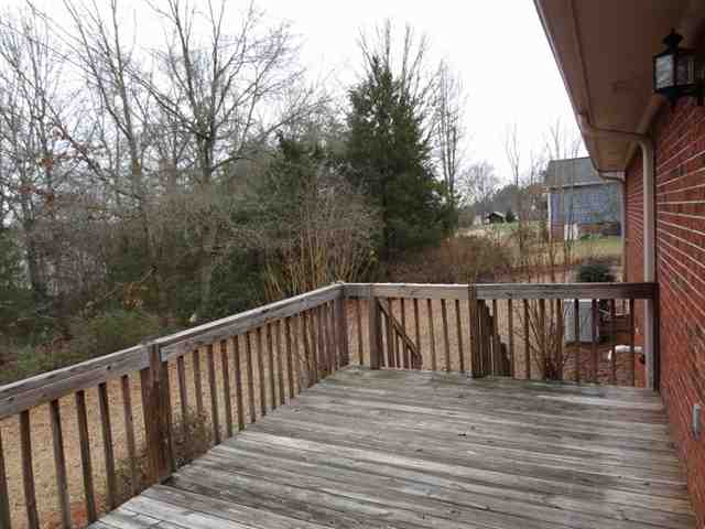 108 Club Ridge Drive, Unit CLUB RIDGE) Pickens, SC 29671 - Photo 15 of 17