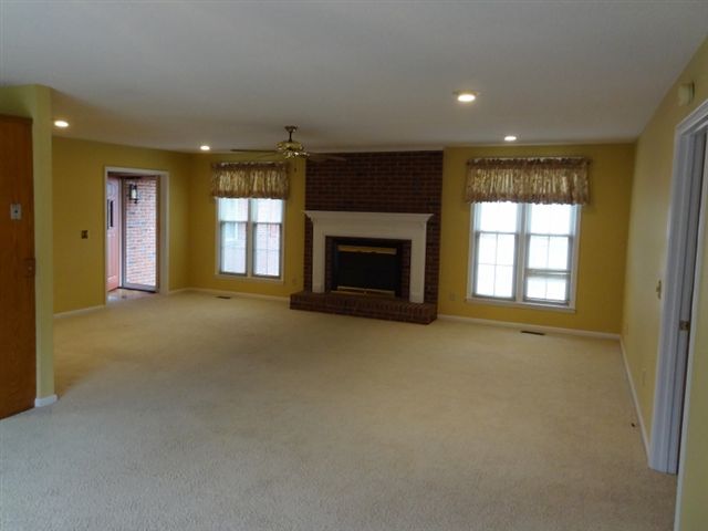 108 Club Ridge Drive, Unit CLUB RIDGE) Pickens, SC 29671 - Photo 7 of 17