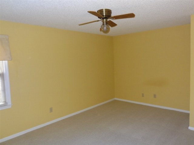 108 Club Ridge Drive, Unit CLUB RIDGE) Pickens, SC 29671 - Photo 10 of 17