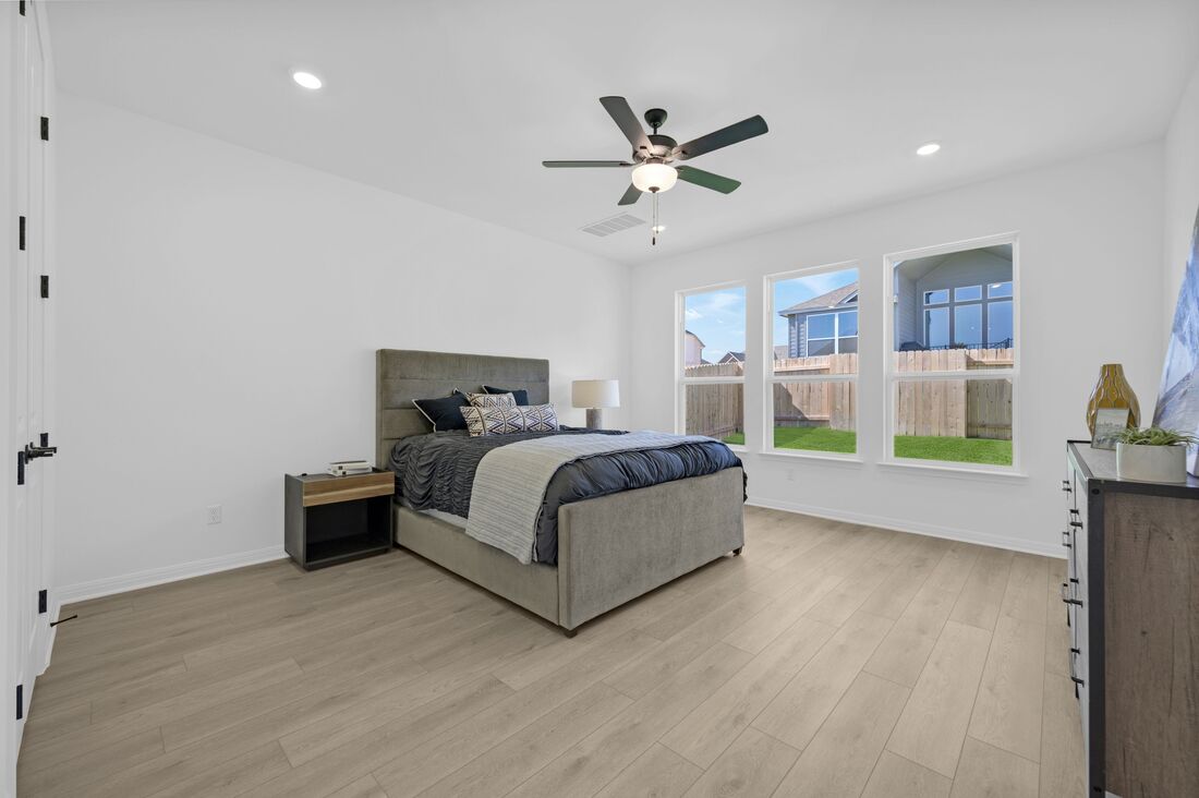 225 Wingstem Way Georgetown, TX 78633 - Photo 9 of 38 225 Wingstem Way ~ Ready Now