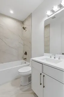 $2,250,000 | 6414 North Francisco Avenue, Chicago, IL 60645