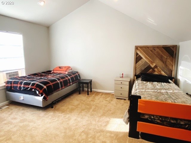 3410 Merryvale Road Eugene, OR 97404 - Photo 13 of 19 Gallery Image 13