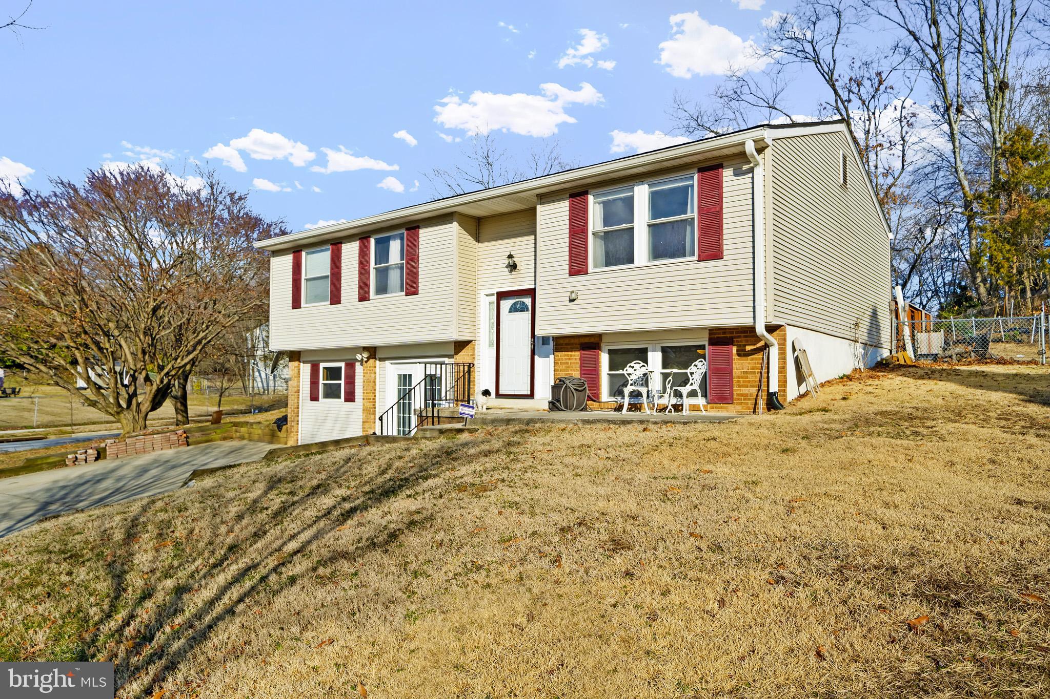 12600 Lunan Road Clinton, MD 20735 - Photo 1 of 40