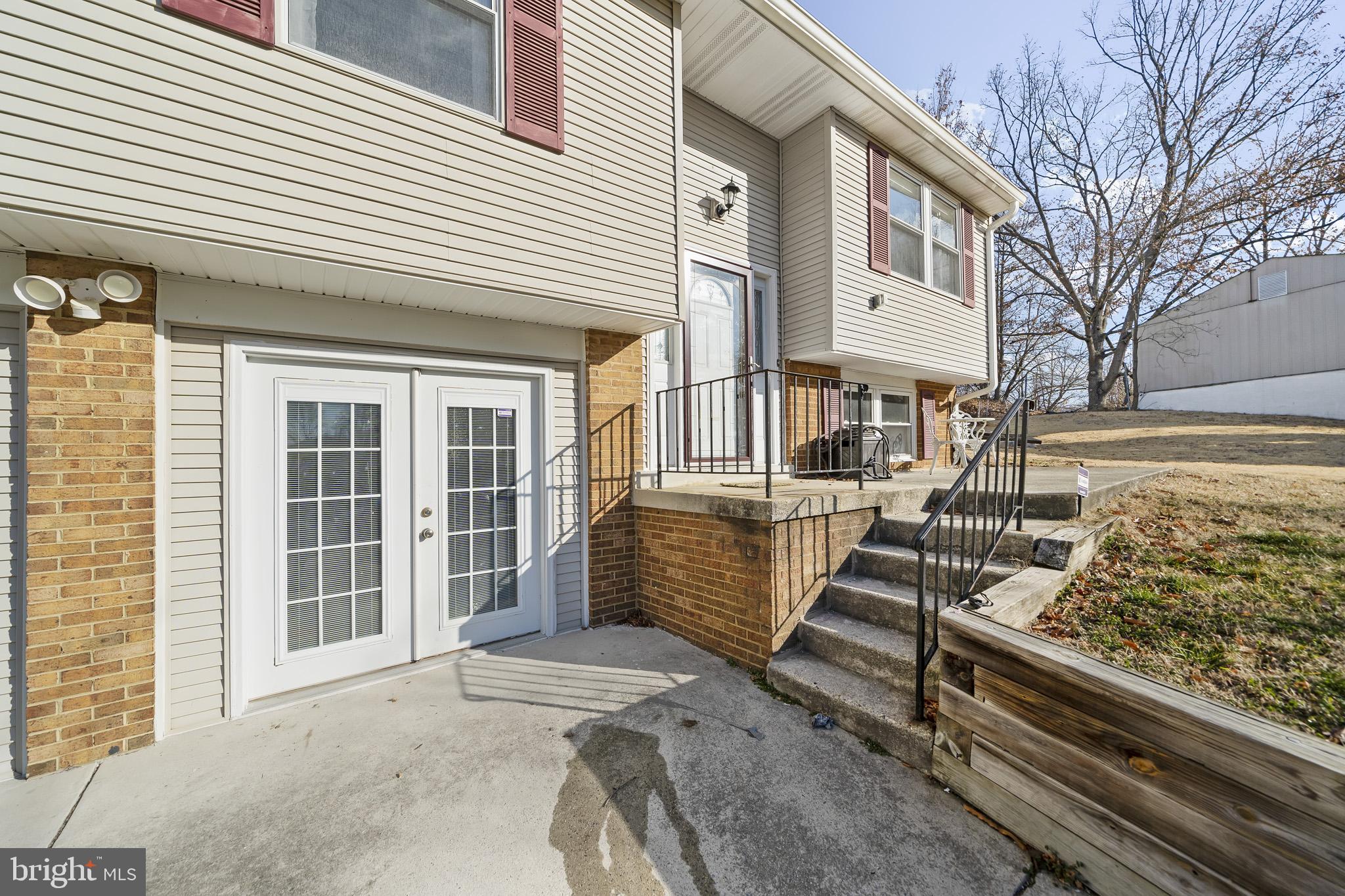 12600 Lunan Road Clinton, MD 20735 - Photo 4 of 40