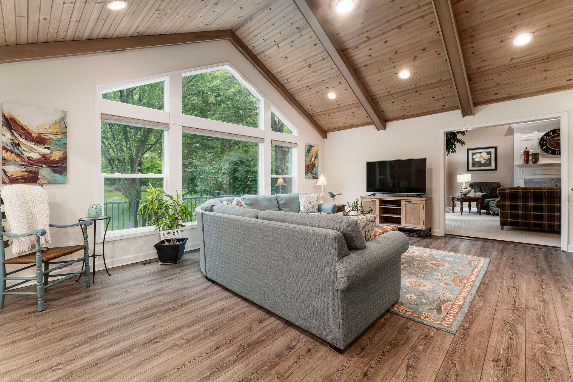 7600 Lee Road Westerville, OH 43081 - Photo 4 of 33