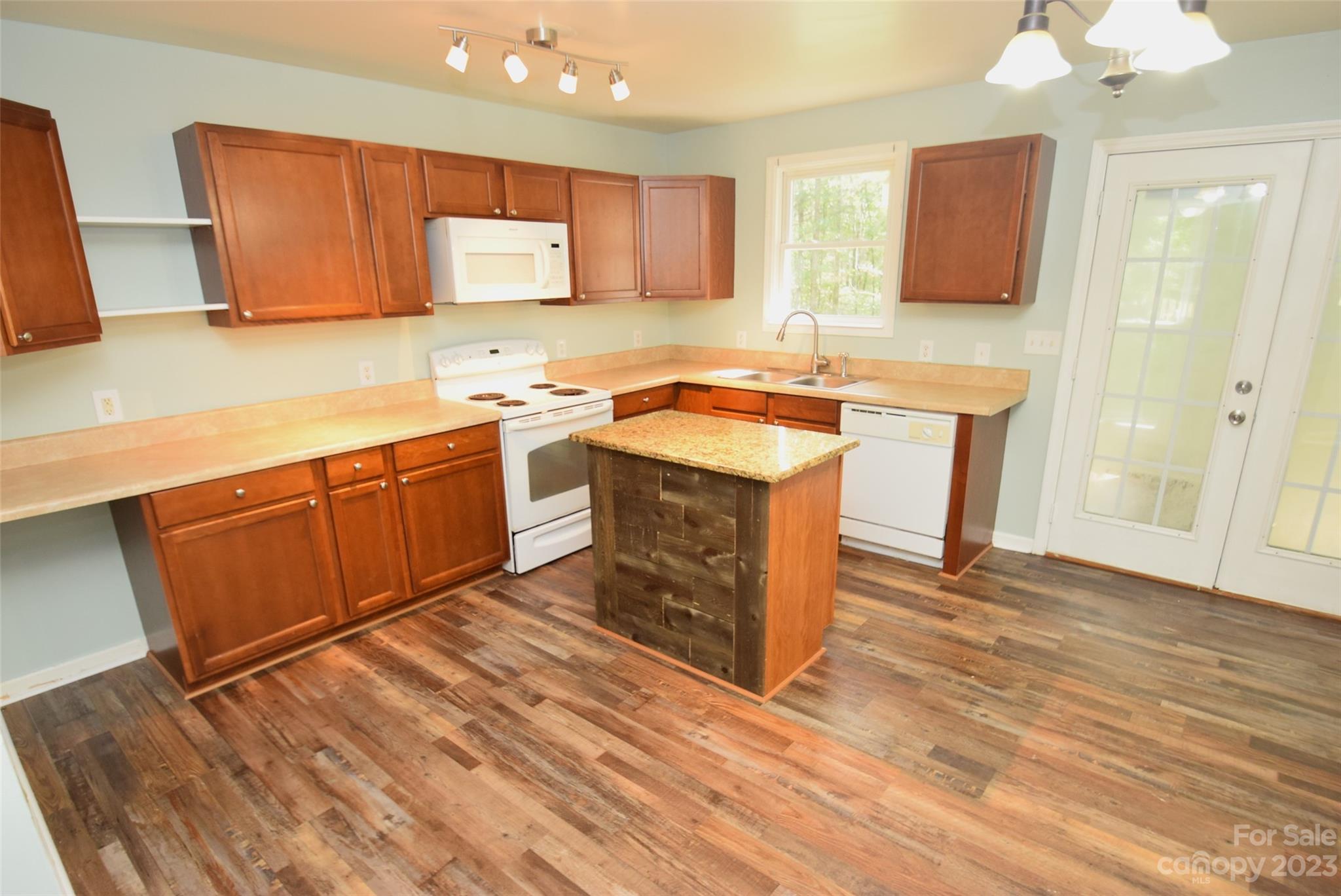 1870 Barkley Road Midland, NC 28107 - Photo 17 of 32 Gallery Image 17