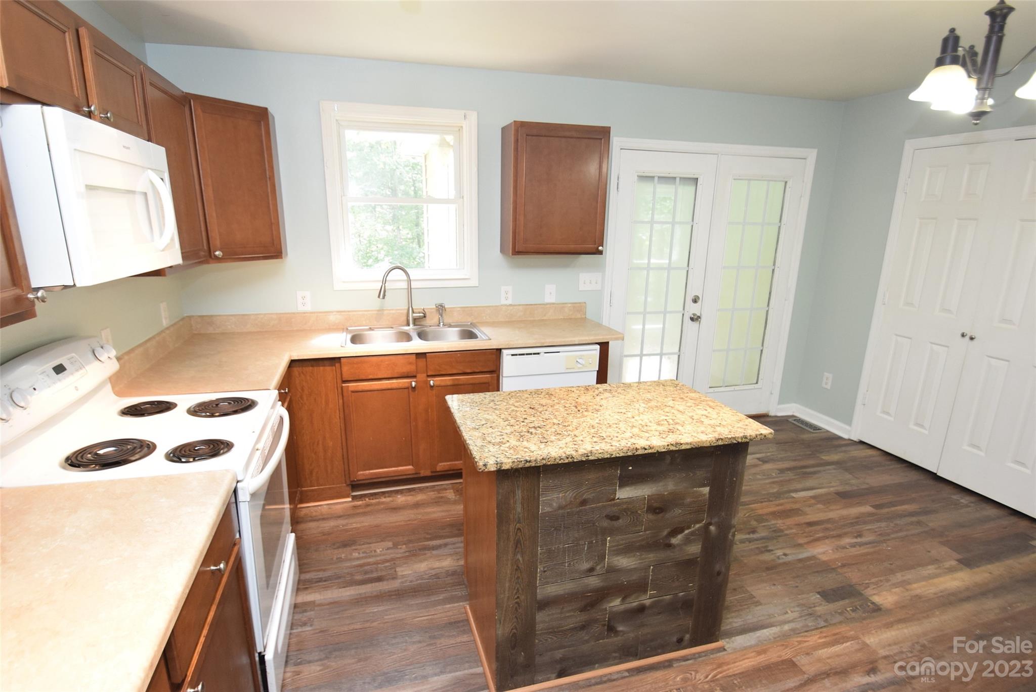 1870 Barkley Road Midland, NC 28107 - Photo 18 of 32 Gallery Image 18