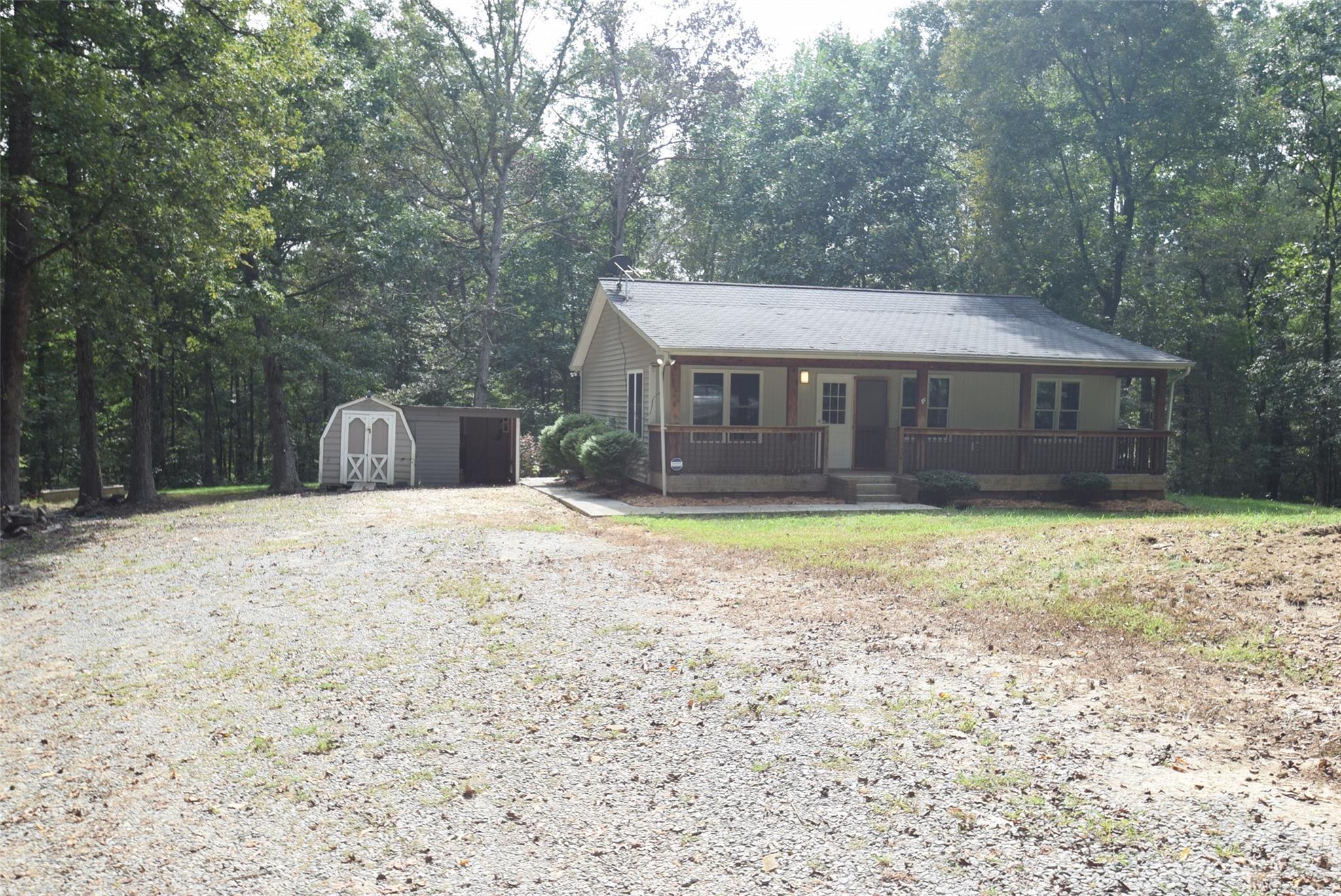 1870 Barkley Road Midland, NC 28107 - Photo 4 of 32 Gallery Image 4