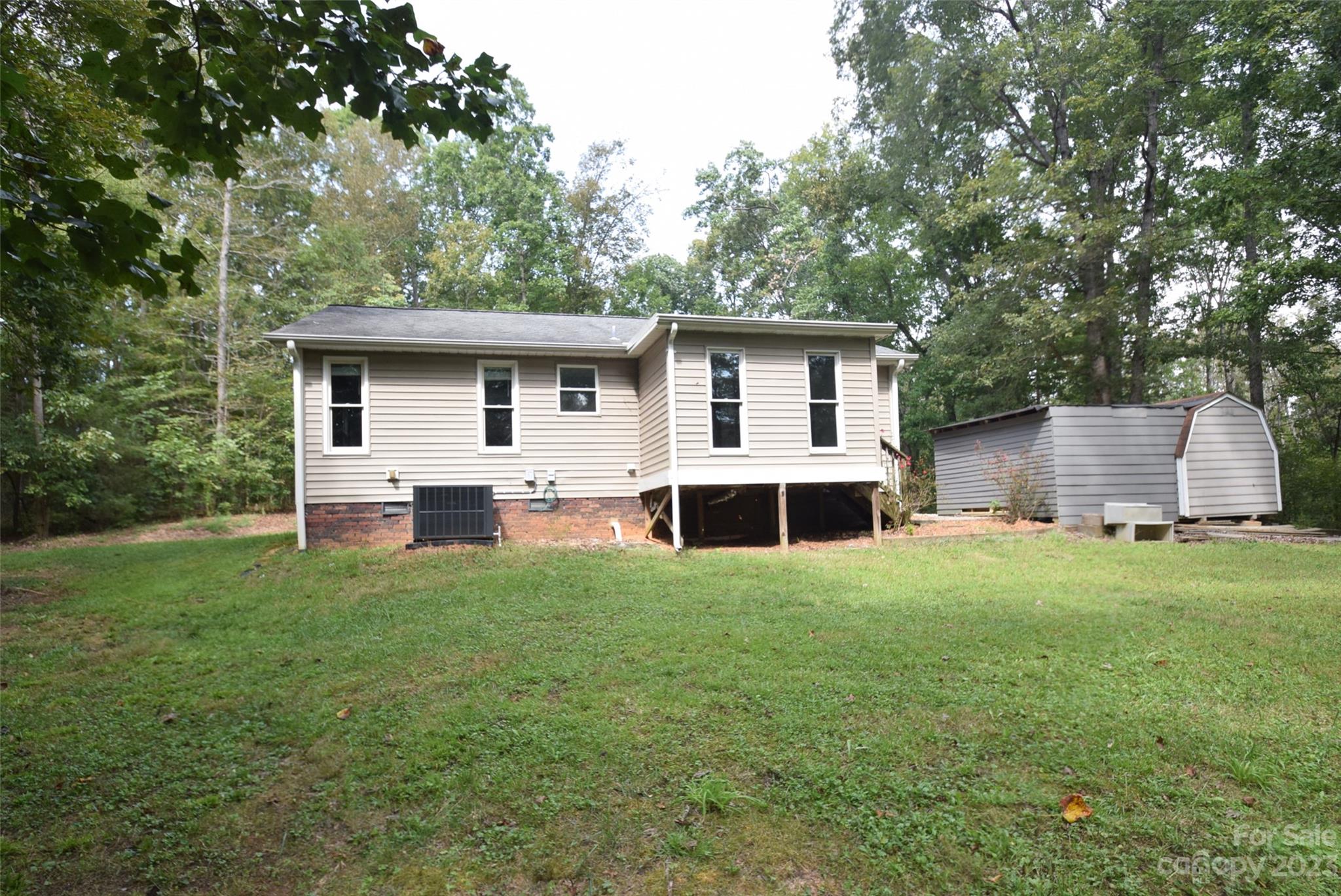 1870 Barkley Road Midland, NC 28107 - Photo 10 of 32 Gallery Image 10