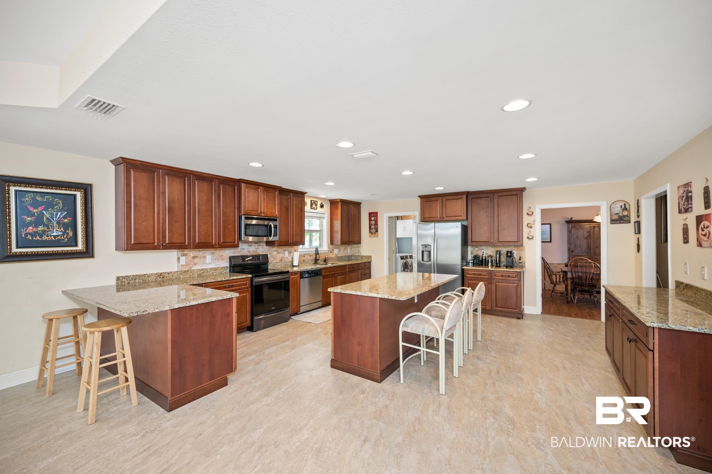 11801 Venice Boulevard Foley, AL 36535 - Photo 13 of 50 Gallery Image 13