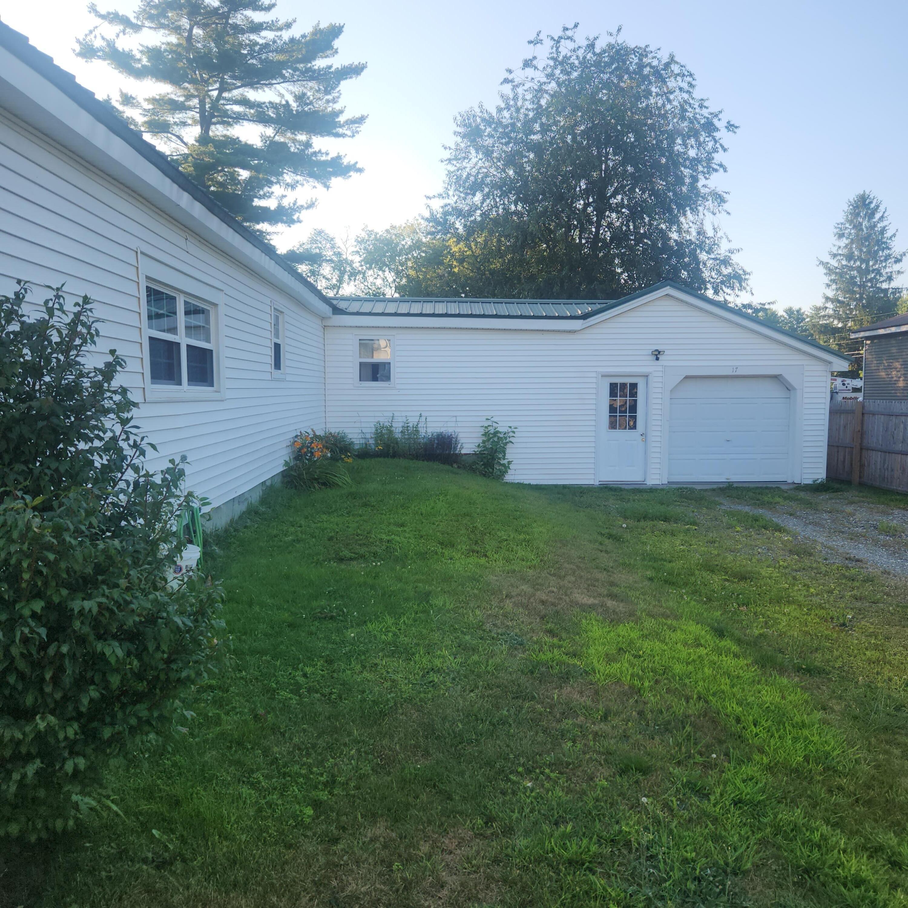 17 Willow Street Howland, ME 04448 - Photo 4 of 11