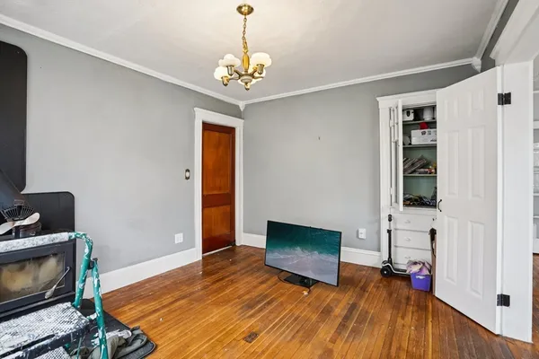 $550,000 | 23 Bradford Street, Salem, MA 01970