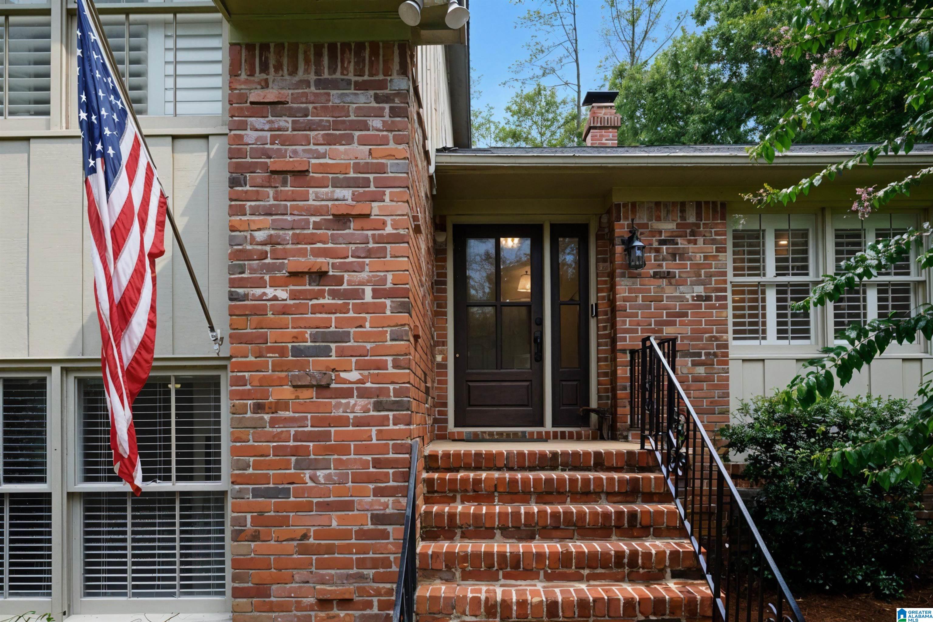 3404 River Bend Road Birmingham, AL 35243 - Photo 5 of 57