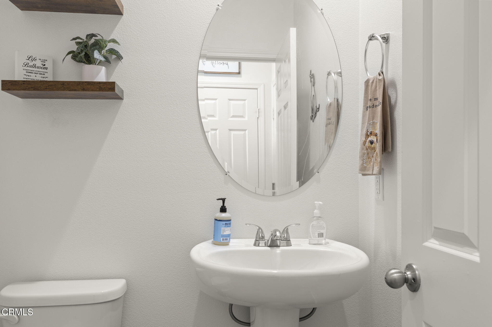 352 Campbell Court Santa Paula, CA 93060 - Photo 24 of 39 38-web-or-mls-Upmarket Media_352 CAM-99