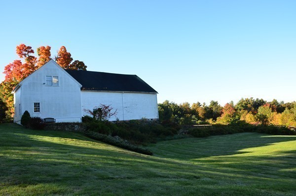 38 Vaughn Hill Road Bolton, MA 01740 - Photo 3 of 30 Gallery Image 3