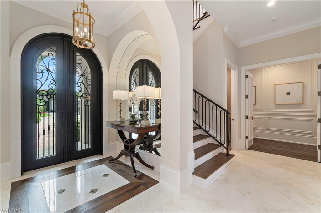 2225 Miramonte Court Naples, FL 34105 - Photo 17 of 50