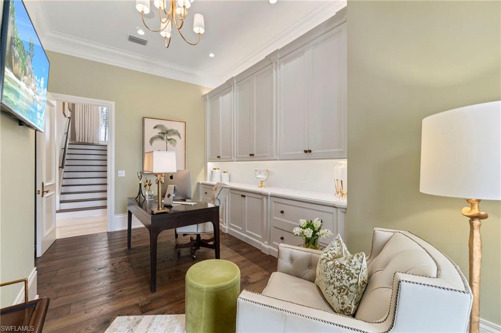 2225 Miramonte Court Naples, FL 34105 - Photo 24 of 50