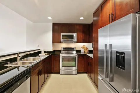 $788,000 | 260 King Street, Unit 1011, San Francisco, CA 94107