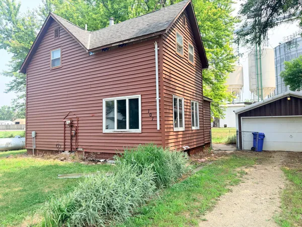 $70,000 | 107 Buckingham Street, Hardwick, MN 56134