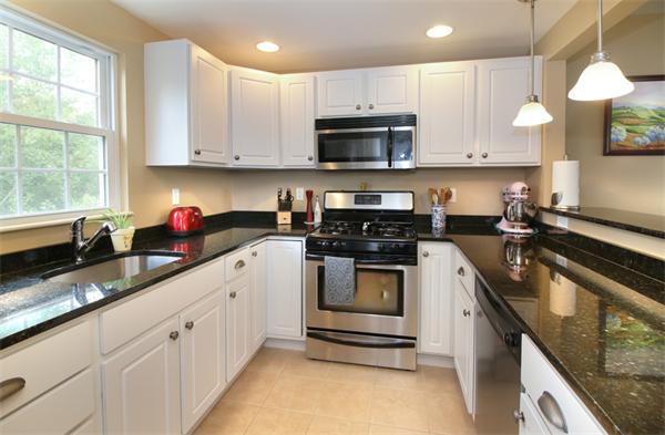 32 Turtle Brook Road, Unit 61 Canton, MA 02021 - Photo 6 of 19 Gallery Image 6
