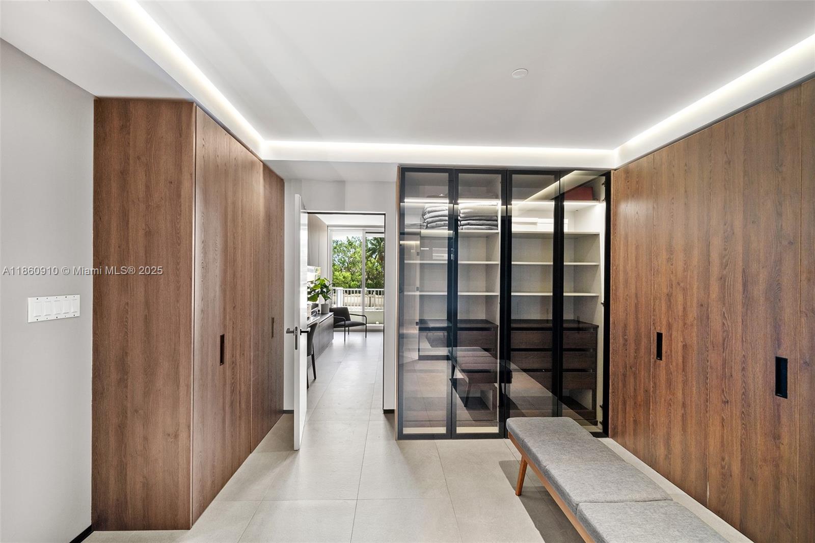 785 Crandon Boulevard, Unit 303 Key Biscayne, FL 33149 - Photo 24 of 57