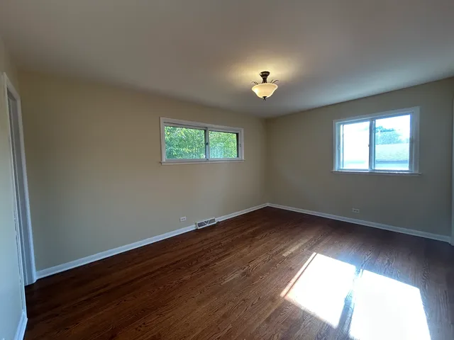 $319,000 | 538 South 7th Street, West Dundee, IL 60118