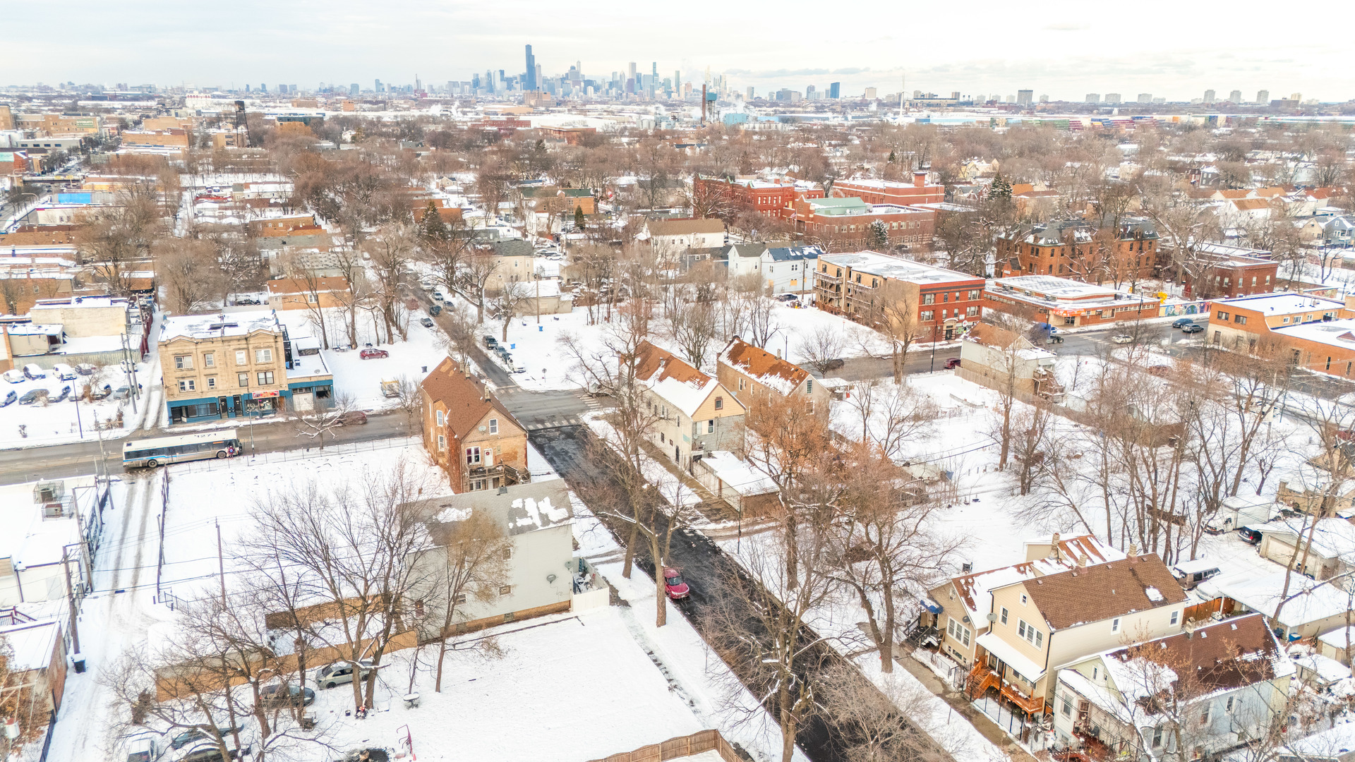 5114 South Justine Street Chicago, IL 60609 - Photo 37 of 37 a view of a city