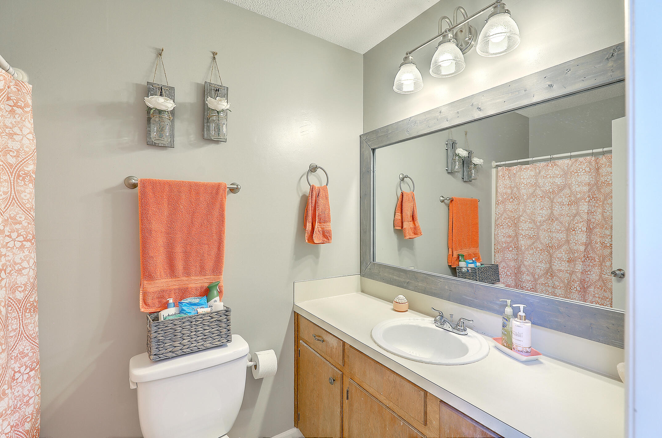 206 Pebble Creek Road Summerville, SC 29486 - Photo 12 of 15 1R3A7403_4_5_6_7_8_9