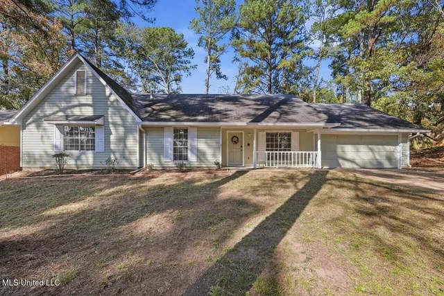 $249,900 | 1534 Tracewood Drive, Jackson, MS 39211