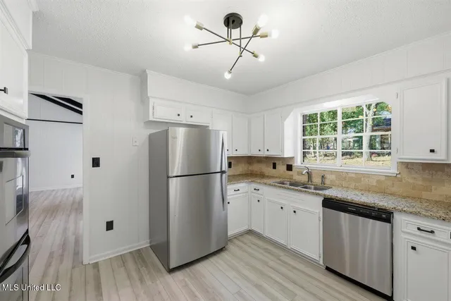 $249,900 | 1534 Tracewood Drive, Jackson, MS 39211