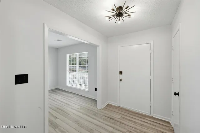 $249,900 | 1534 Tracewood Drive, Jackson, MS 39211