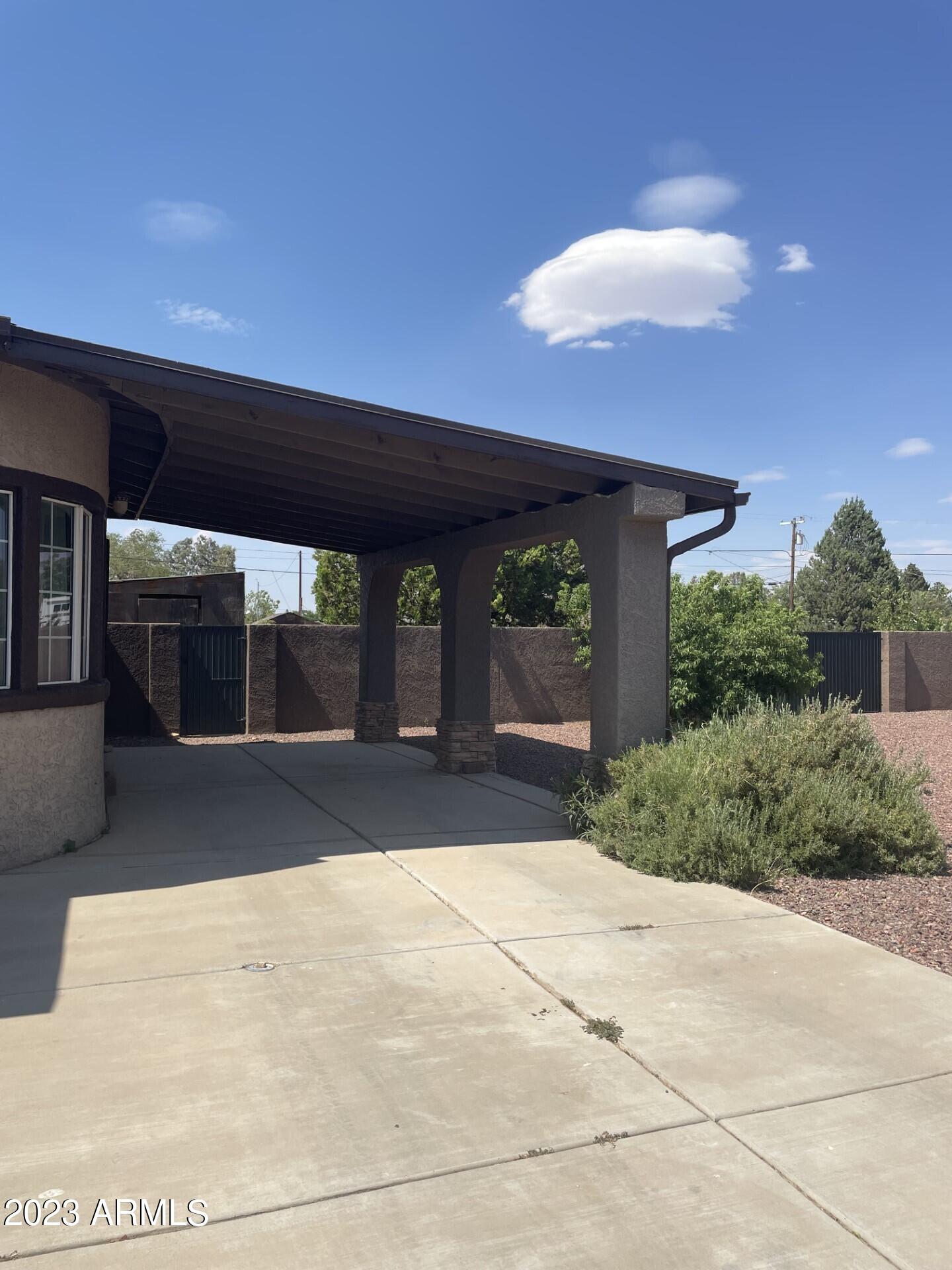 1510 East 20th Street Douglas, AZ 85607 - Photo 9 of 10 thumbnail_IMG_1318